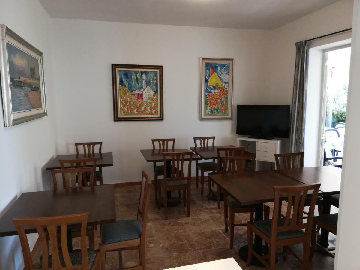 Albergo Elena Garni Caorle Zewnętrze zdjęcie